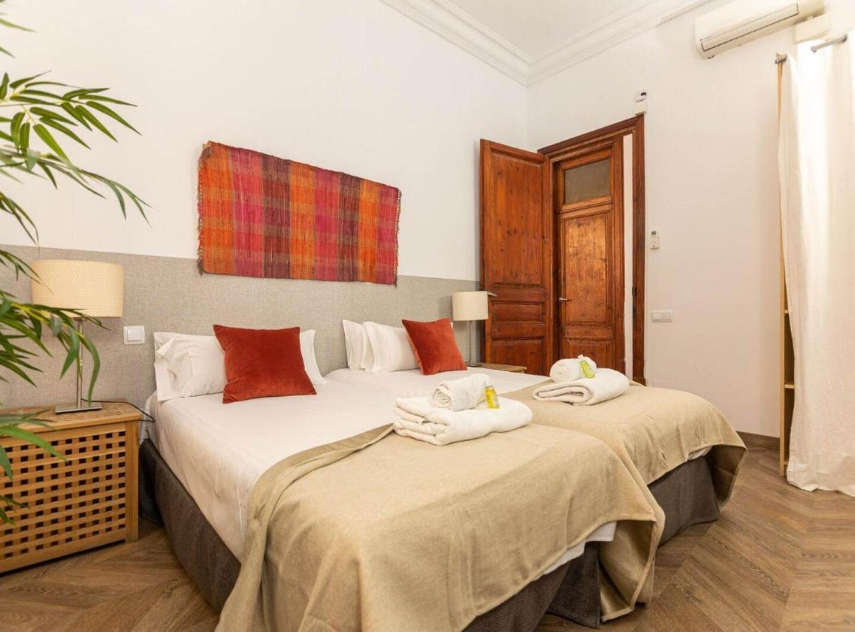 Great Spacious Apartment In The Gothic Quarter Barcelona Ngoại thất bức ảnh