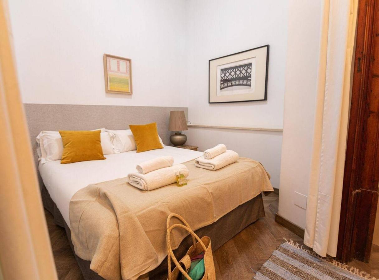 Great Spacious Apartment In The Gothic Quarter Barcelona Ngoại thất bức ảnh